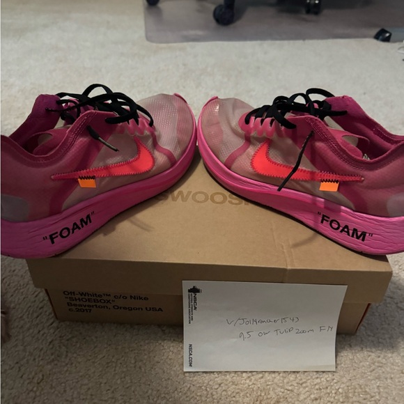 9.5 OFF WHITE ZOOM FLY TULIP - Picture 5 of 8